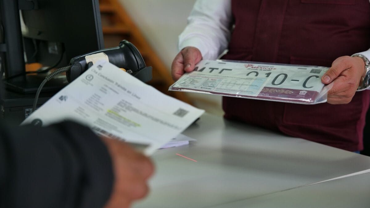 Ofrece Edomex hasta 100% de condonación en multas y recargos por reemplacamiento