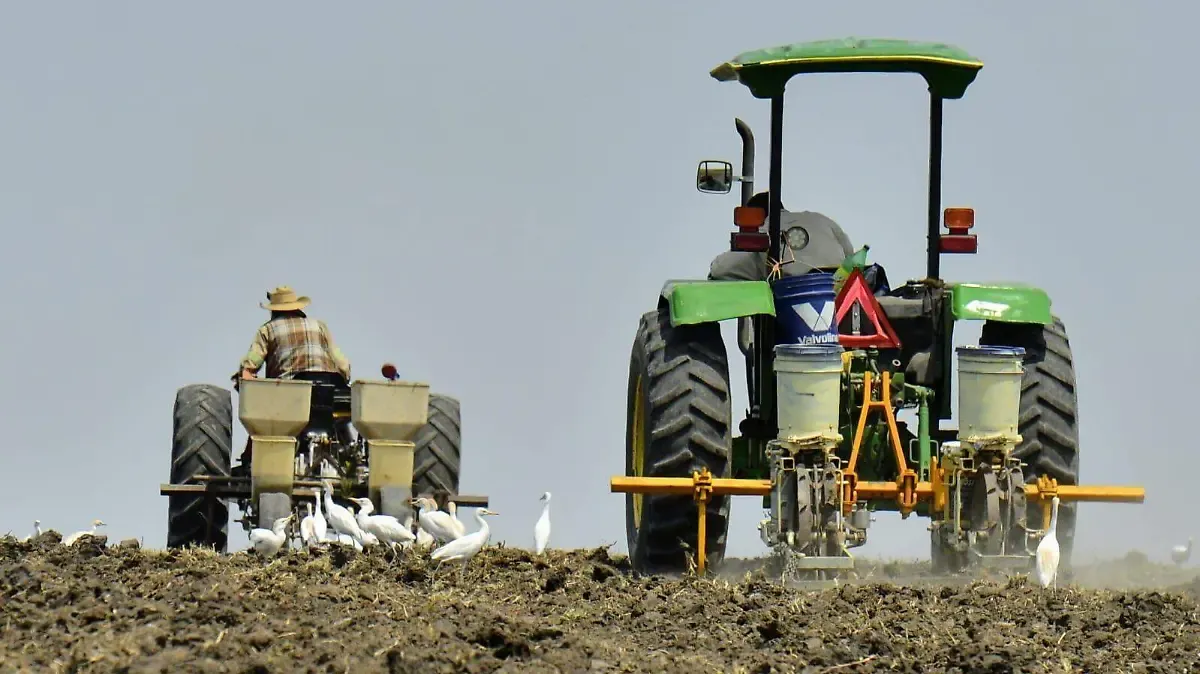 Aumentará Edomex de 25 mil a 30 mil pesos el seguro de vida para productores del campo