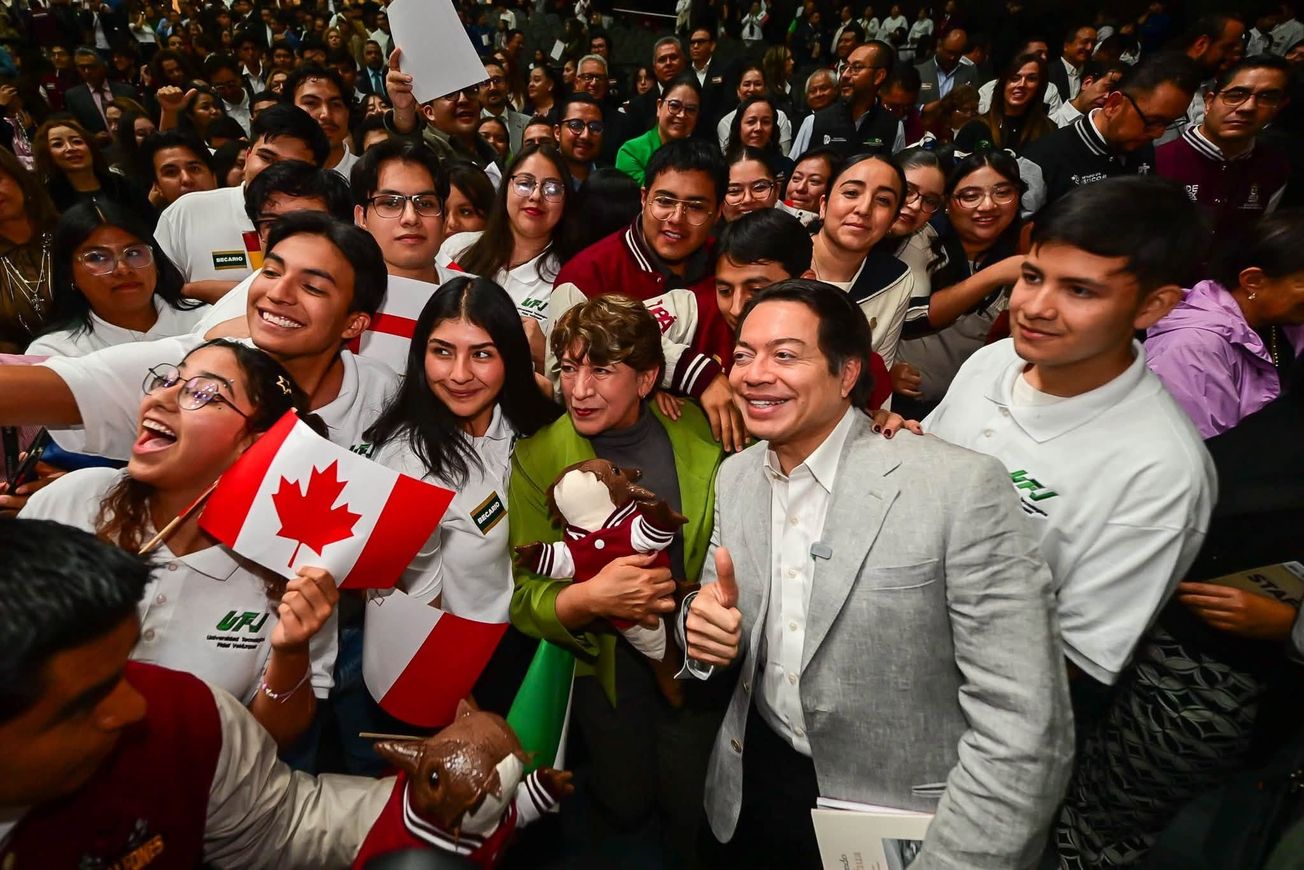 Entrega Delfina Gómez 910 becas para Mexiquenses en el Extranjero