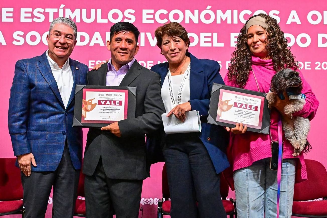 Entrega Delfina Gómez estímulos económicos a siete organizaciones por labor social
