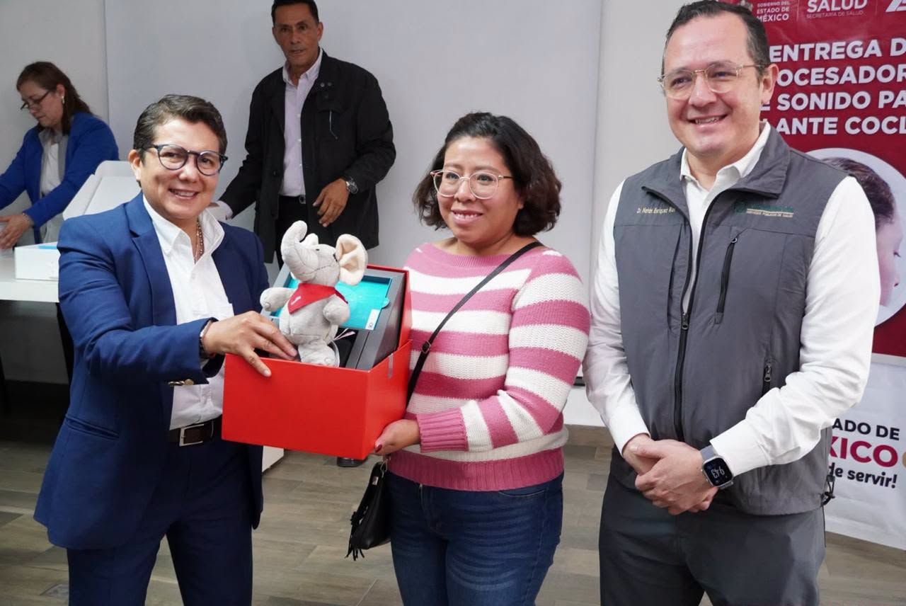 Entrega GEM 20 equipos para pacientes con actualización de implantes cocleares