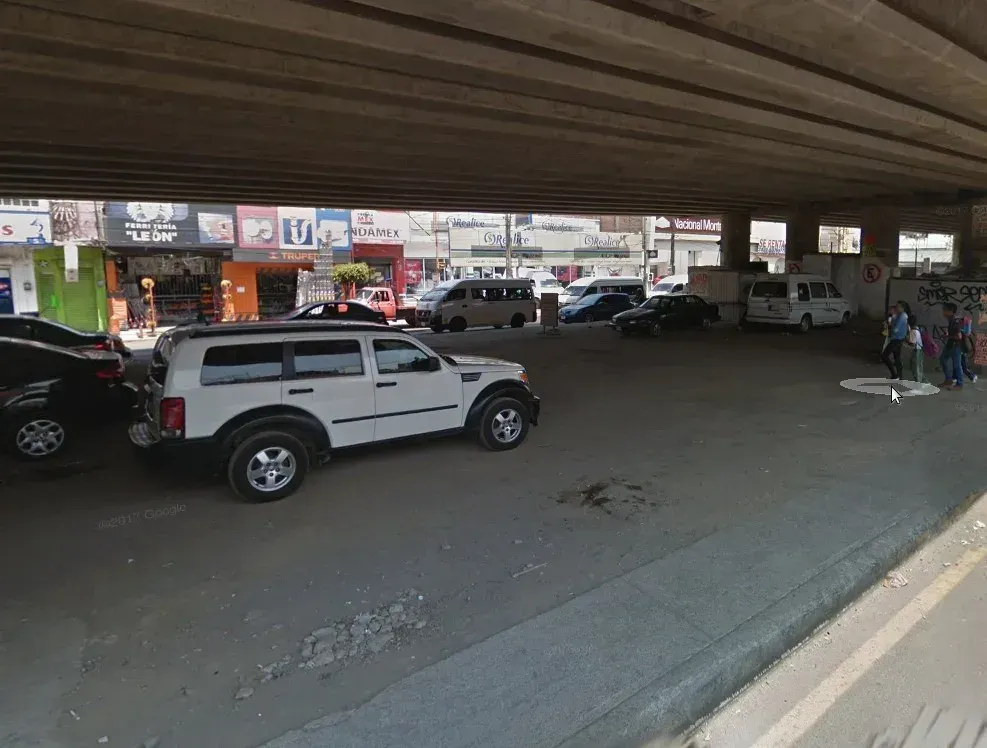 Implementará GEM esquema para evitar estacionamientos y uso comercial informal de bajopuentes