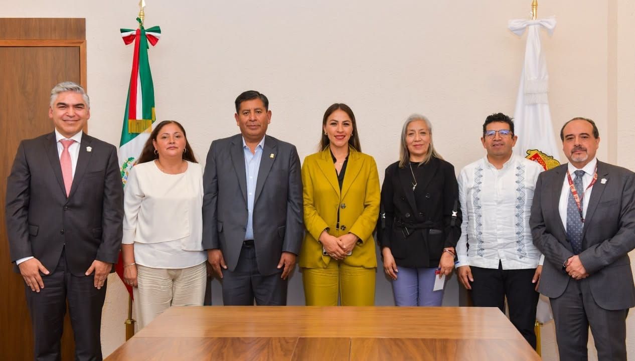 Presenta Edomex becas del 100% para que servidores públicos cursen maestrías y licenciatura