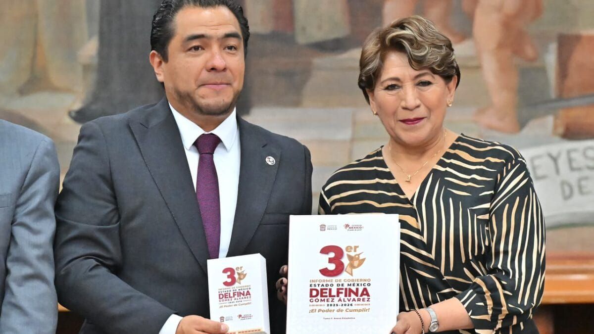 Entrega Delfina Gómez su Tercer Informe de Gobierno al Congreso local