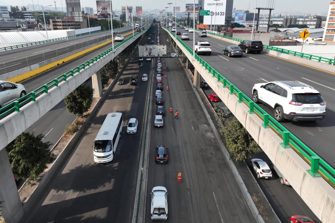 Destaca Delfina Gómez mantenimiento de casi 2 mil km de caminos en Edomex