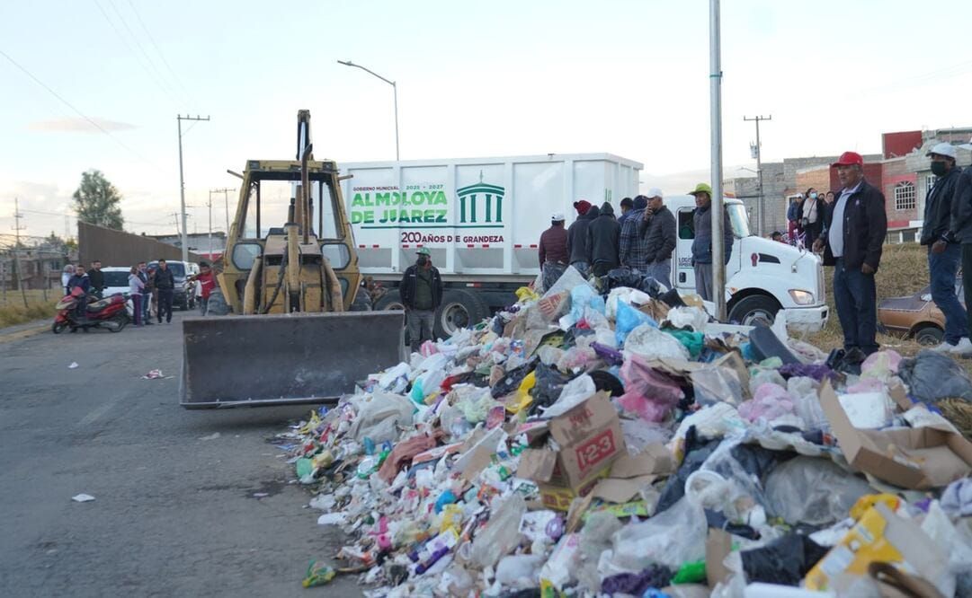 Retiran cerca de 100 toneladas de basura en Almoloya de Juárez