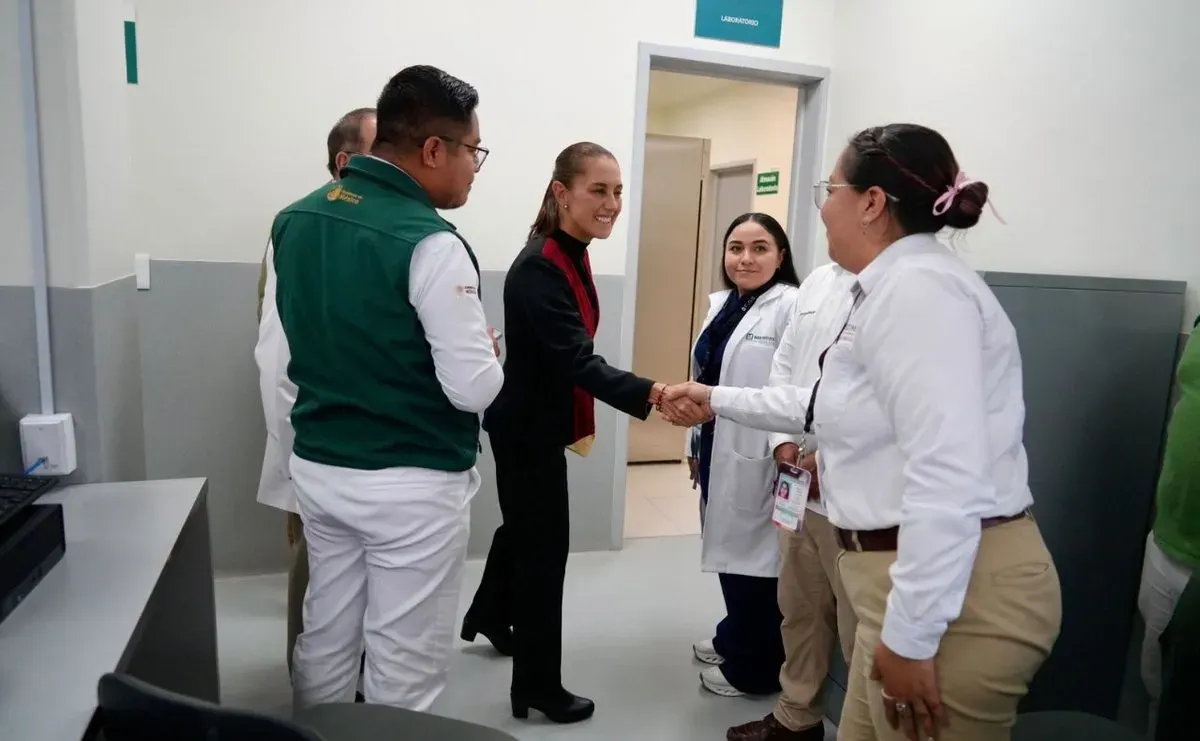 Supervisa Sheinbaum hospitales del Oriente del Edomex: reporta 98% de abasto de medicamentos