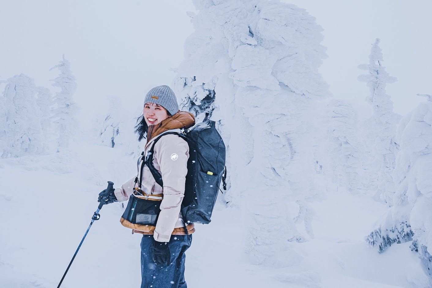 登山像人生，有些路繞一點，反而更適合走完｜專訪山岳攝影藍心妤
