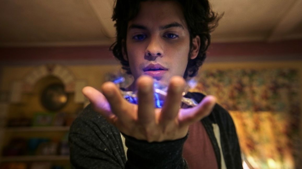 Ekranda täze super gahryman – “Gök tomzak”