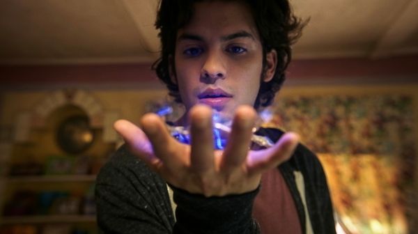 Ekranda täze super gahryman – “Gök tomzak”