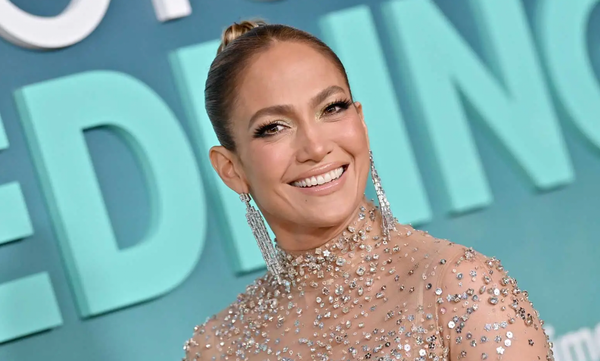 On ýyl dymyşlykdan soň: Jennifer Lopes täze albom çykarar