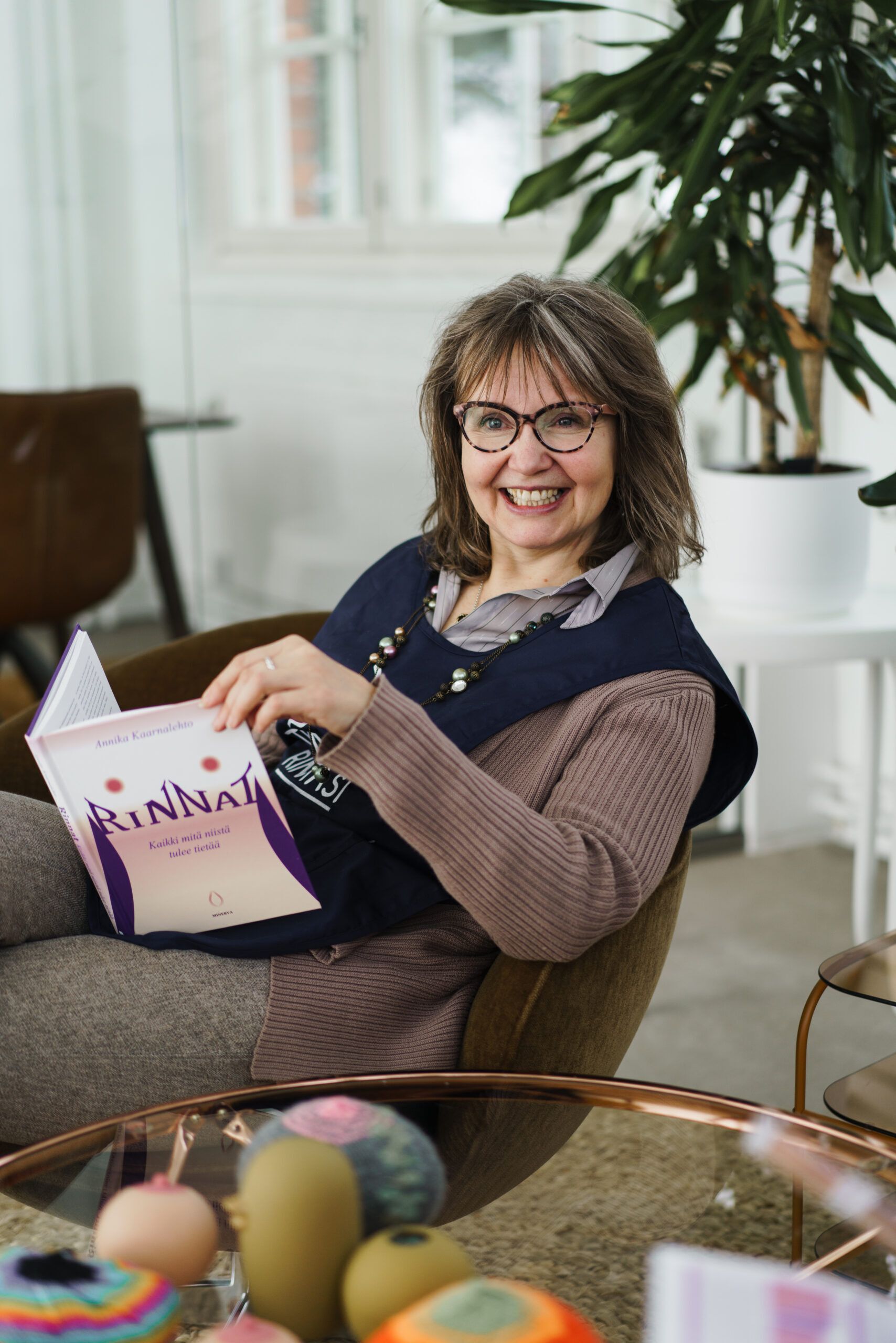 Kuva Tunne Rintasi ry:n toiminnanjohtajasta, Johanna Artolasta.