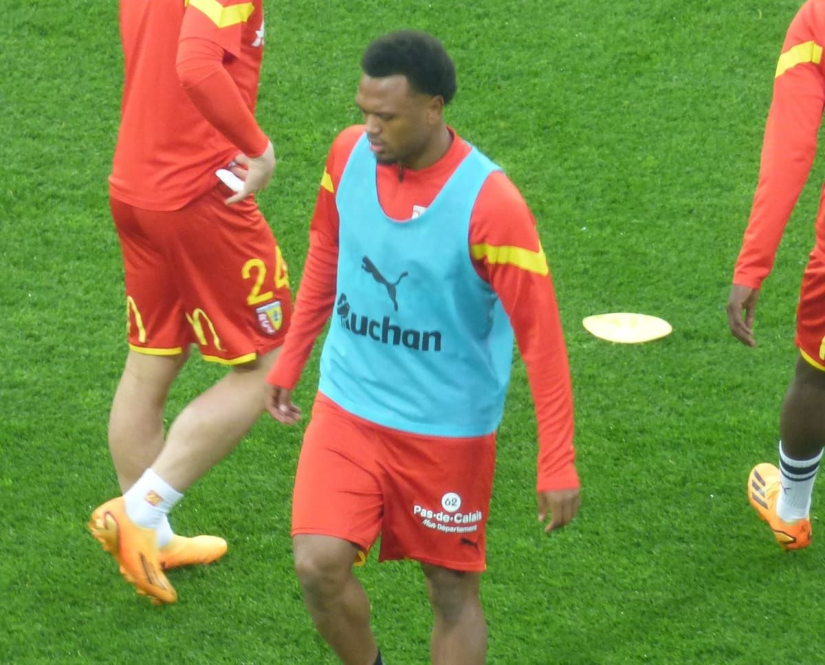 Transferts : un retour de Loïs Openda à Lens dans les tuyaux