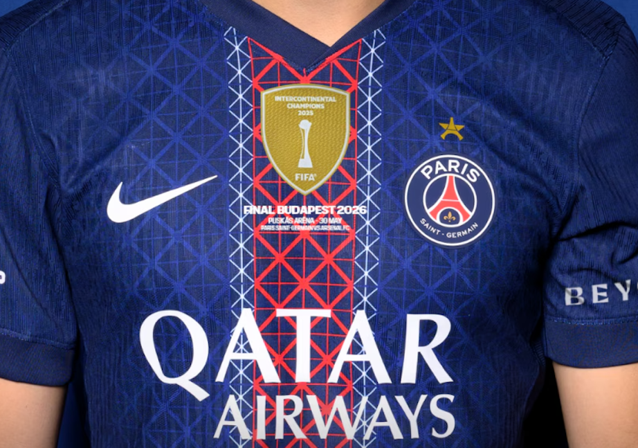 COMBIEN ÇA COUTE : le maillot de la finale de Désiré Doué ?