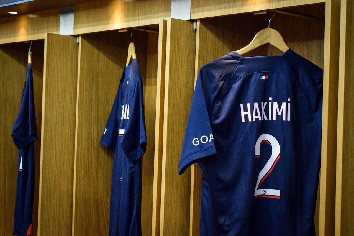 Achraf Hakimi (PSG) à l'entraînement... avec Kylian Mbappé (Real Madrid) !