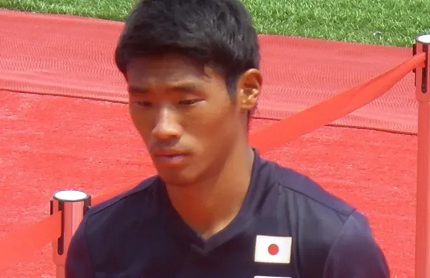 Transferts : bataille OL - OM - Monaco pour un milieu japonais du Sporting Portugal
