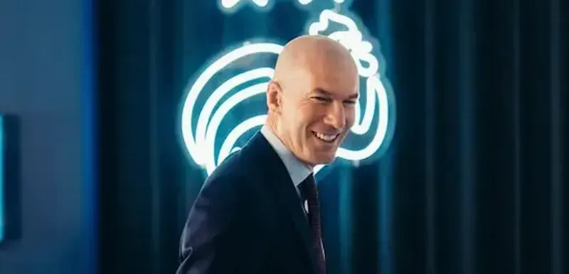 Sur quelle chaine et à quelle heure suivre les débuts de Zidane sur le banc des Bleus ?