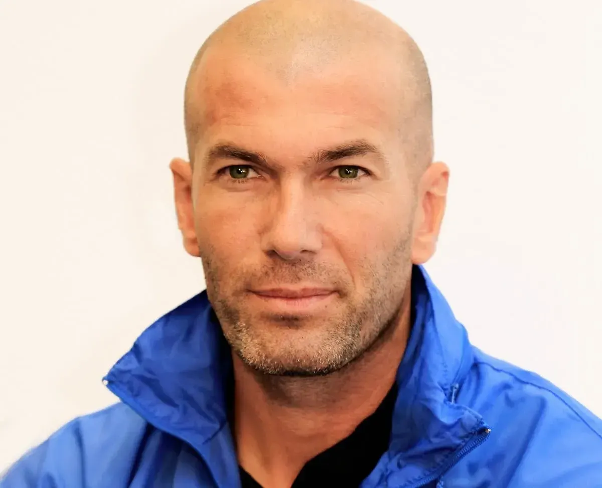 Les 22 personnes qui vont entourer Zidane à la tête des Bleus, dont Barthez