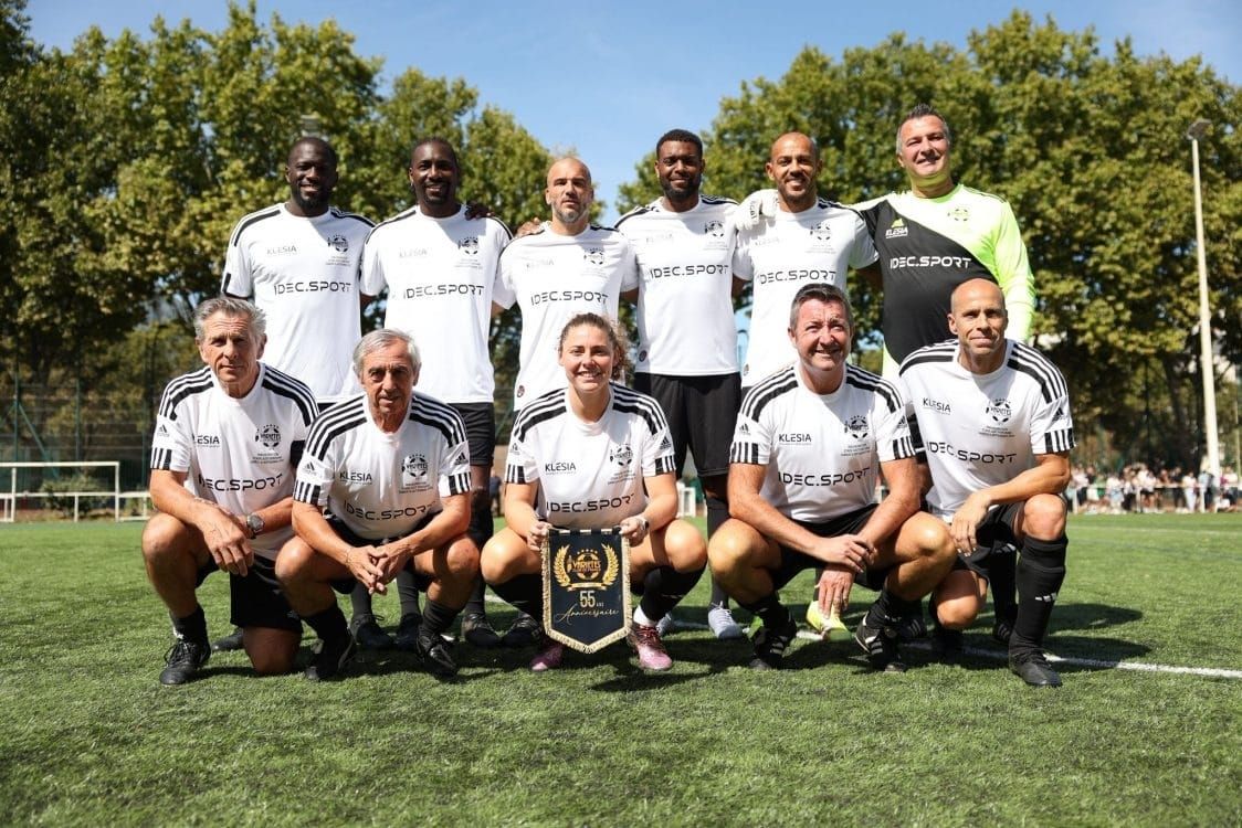 Karl Olive avec le Variétés Club de France, à Limours (Essonne) samedi (14h30)