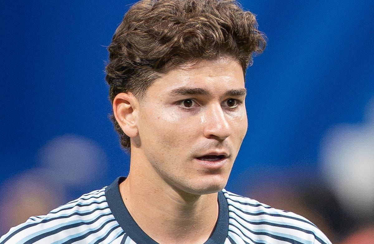 Transferts : Arsenal prêt à tout pour Julian Alvarez (Atletico)