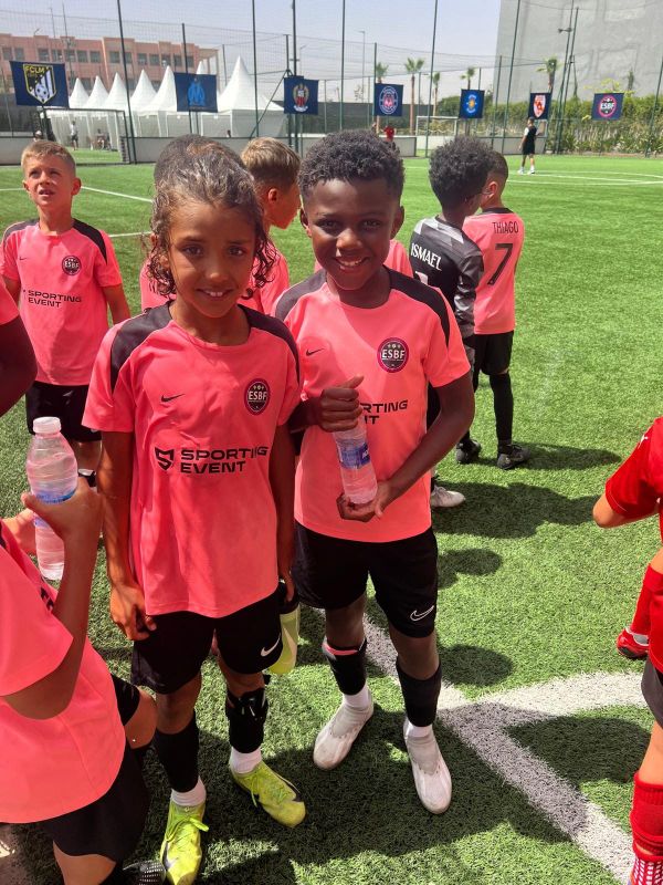 À Bouafle, nous avons rencontré Kadir (9 ans), pour le plaisir du jeu