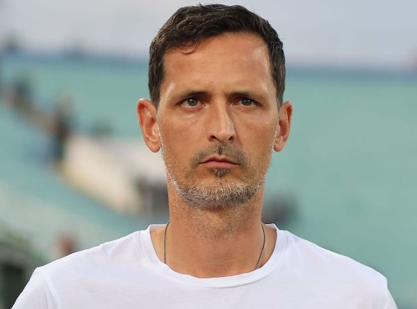 Fin du feuilleton à Lens : le successeur de Pierre Sage va signer