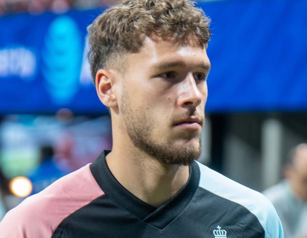 Transferts : une porte de sortie à Strasbourg pour Lucas Stassin (Saint-Etienne)