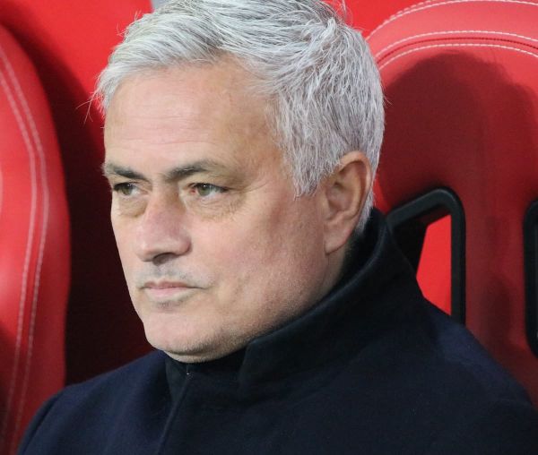 Transferts : plus d'un milliard d'euros dépensés par Mourinho quand il arrive dans un club !