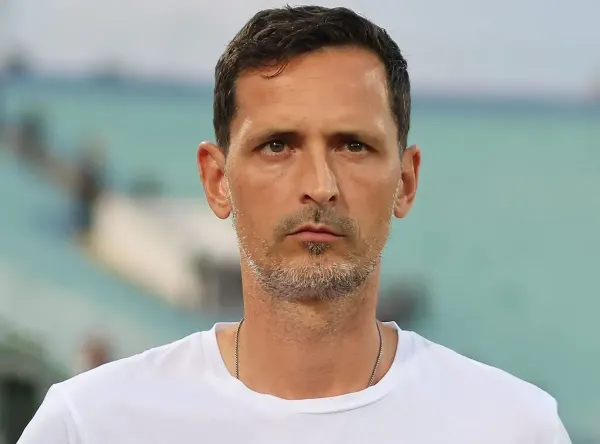Fin du feuilleton à Lens : le successeur de Pierre Sage va signer