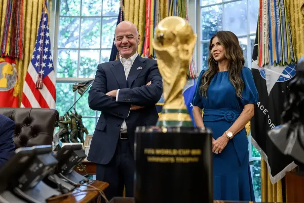 Pourquoi la France va soutenir Gianni Infantino aux prochaines élections de la FIFA