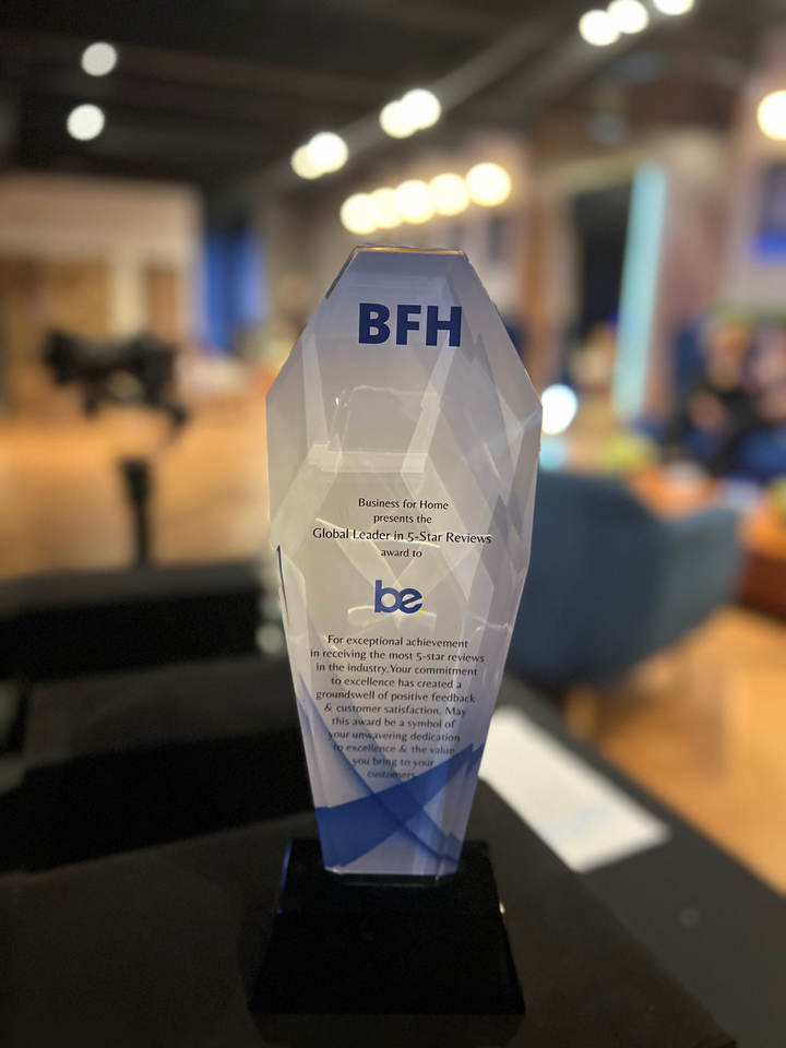 BE, reconocida como líder mundial en opiniones de 5 estrellas por Business For Home