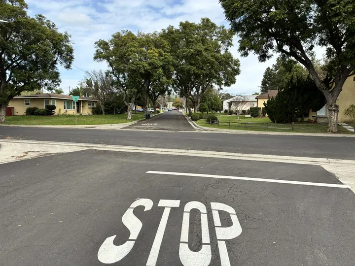 residential street stop sign