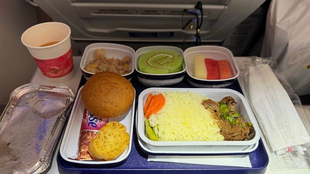 China Southern 787 Premium Economy — Worth It?