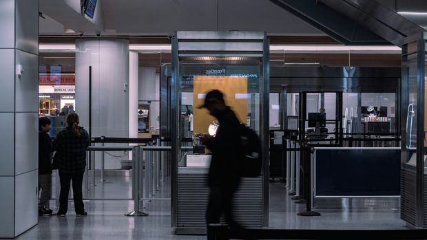 The Pre-9/11 Gate Goodbye Returns With a Membership Fee