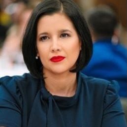 LAS UNIDADES DE GÉNERO: UN CURITA PARA UNA HERIDA PROFUNDA