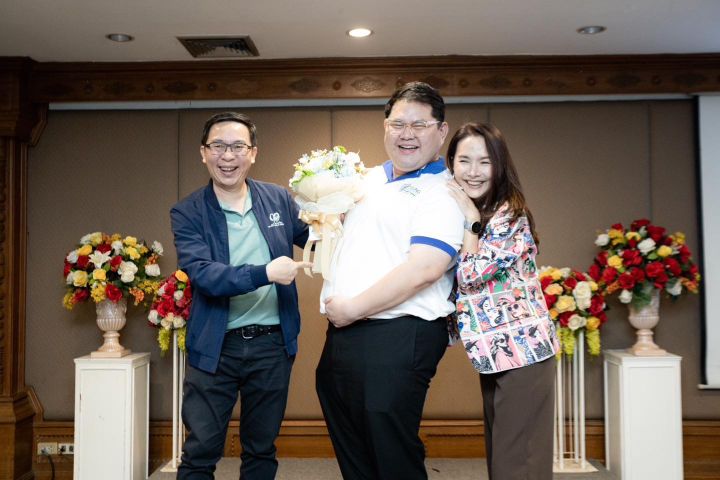 หอการค้าจังหวัดนครราชสีมา ขอแสดงความยินดี กับ นายชนนท์ ปิยะศิลป์  ประธาน YEC Korat คนใหม่ ประจำปีบริหาร 2568 - 2569