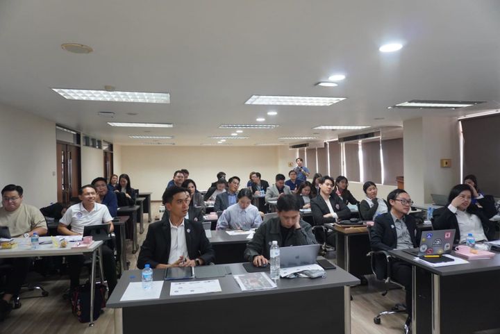 คณะกรรมการหอการค้าฯ เสริมศักยภาพด้านเทคโนโลยี ร่วมโครงการอบรมให้ความรู้เกี่ยวกับ AI เพื่อก้าวทันการเปลี่ยนแปลงของโลกยุคดิจิทัล