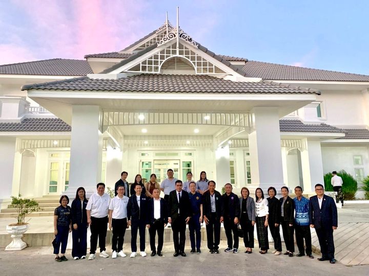 หอการค้าจังหวัดนครราชสีมา ผนึกกำลังภาครัฐ ขับเคลื่อนเศรษฐกิจโคราชอย่างเป็นรูปธรรม ให้การต้อนรับและร่วมรับประทานอาหารกับท่านผู้ว่าราชการจังหวัดนครราชสีมา