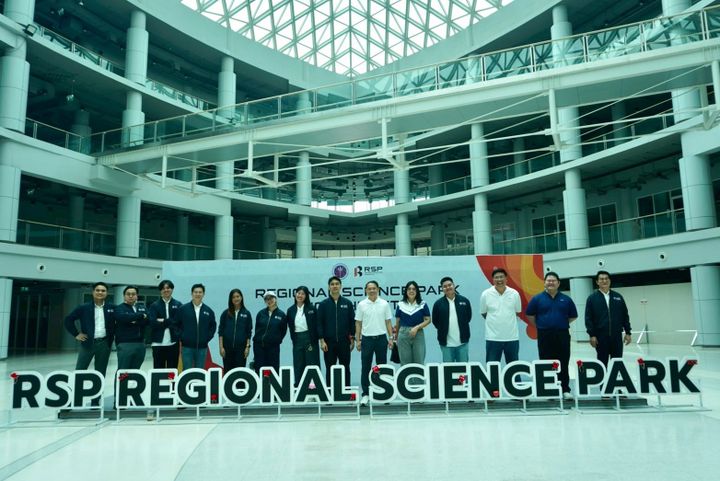 คณะกรรมการหอการค้าฯ ร่วมฟังบรรยายและเยี่ยมชมณ อุทยานวิทยาศาสตร์ภูมิภาค ภาคตะวันออกเฉียงเหนือตอนล่าง (จังหวัดนครราชสีมา)