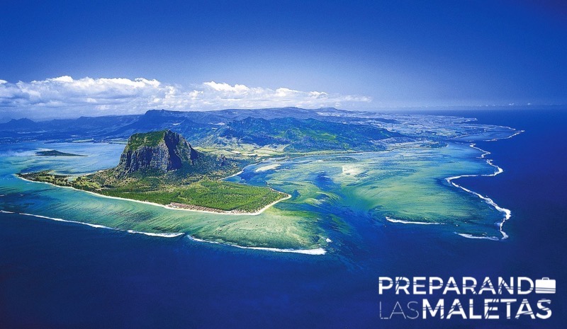 preparando-las-maletas-8-lugares-viajar-desaparezcan-5