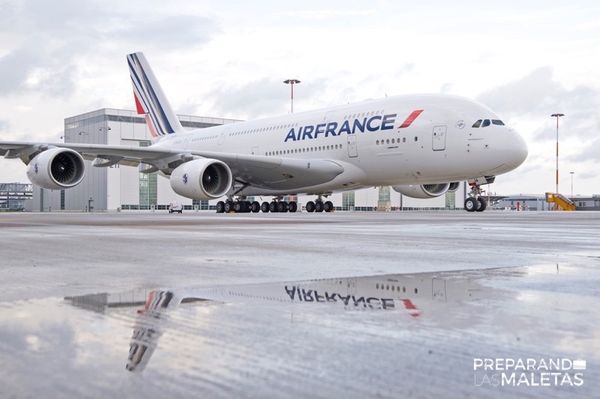 En 2016, vuela de México a París a bordo del Airbus A380 de Air France