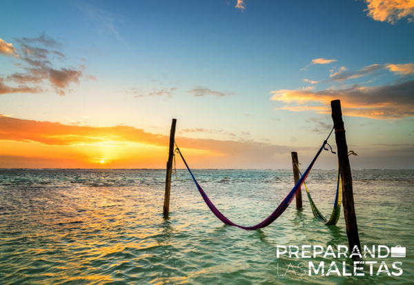 Majahual : 3 italianos y 40 Cañones