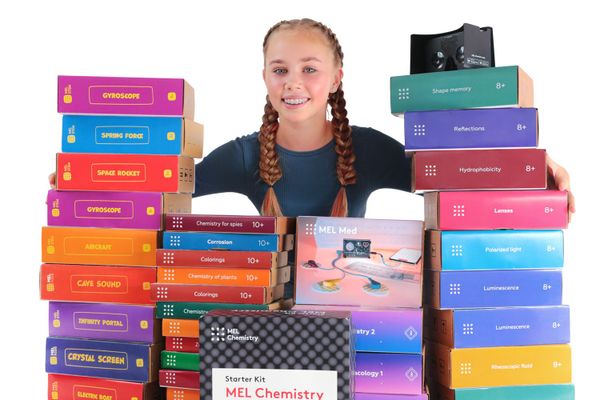 Find the Best Chemistry Set for Kids in 2023