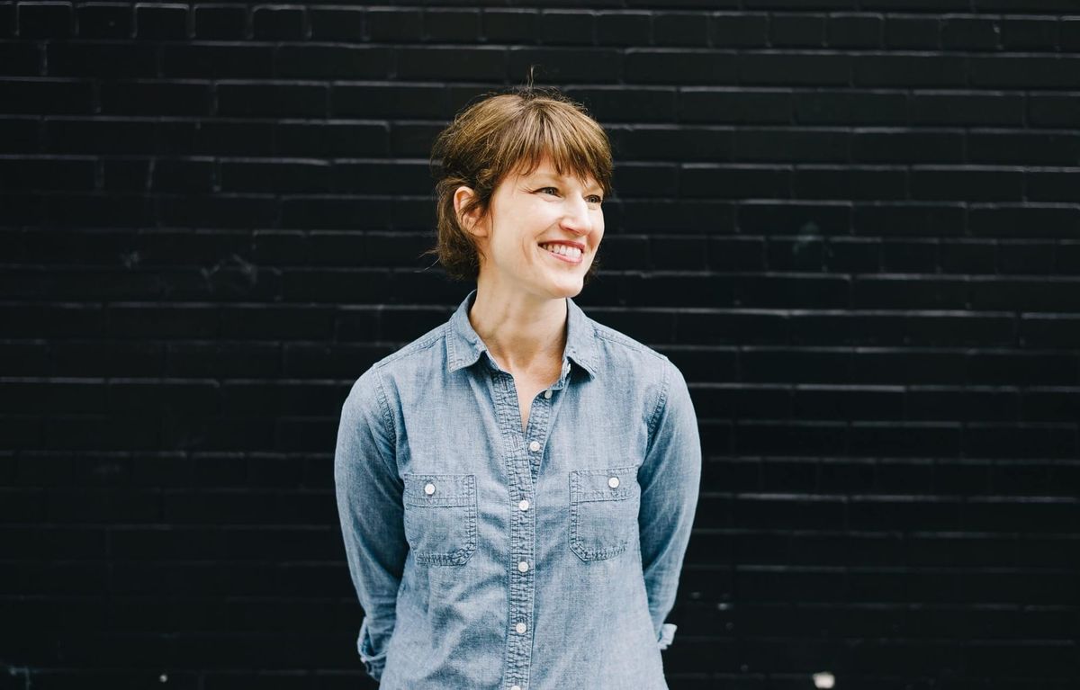 Live Episode: Laura Stein