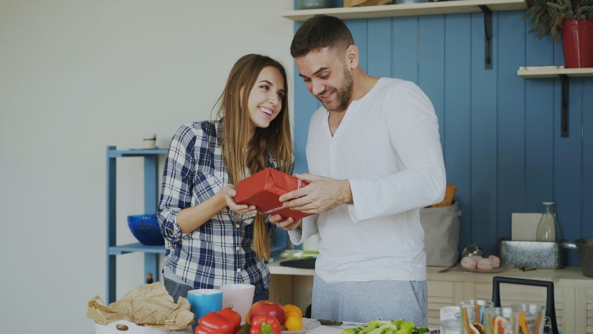 Best Gifts for Your Boyfriend (That Aren’t Boring)