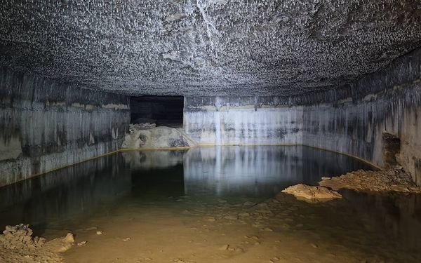 la carrière qui résonne