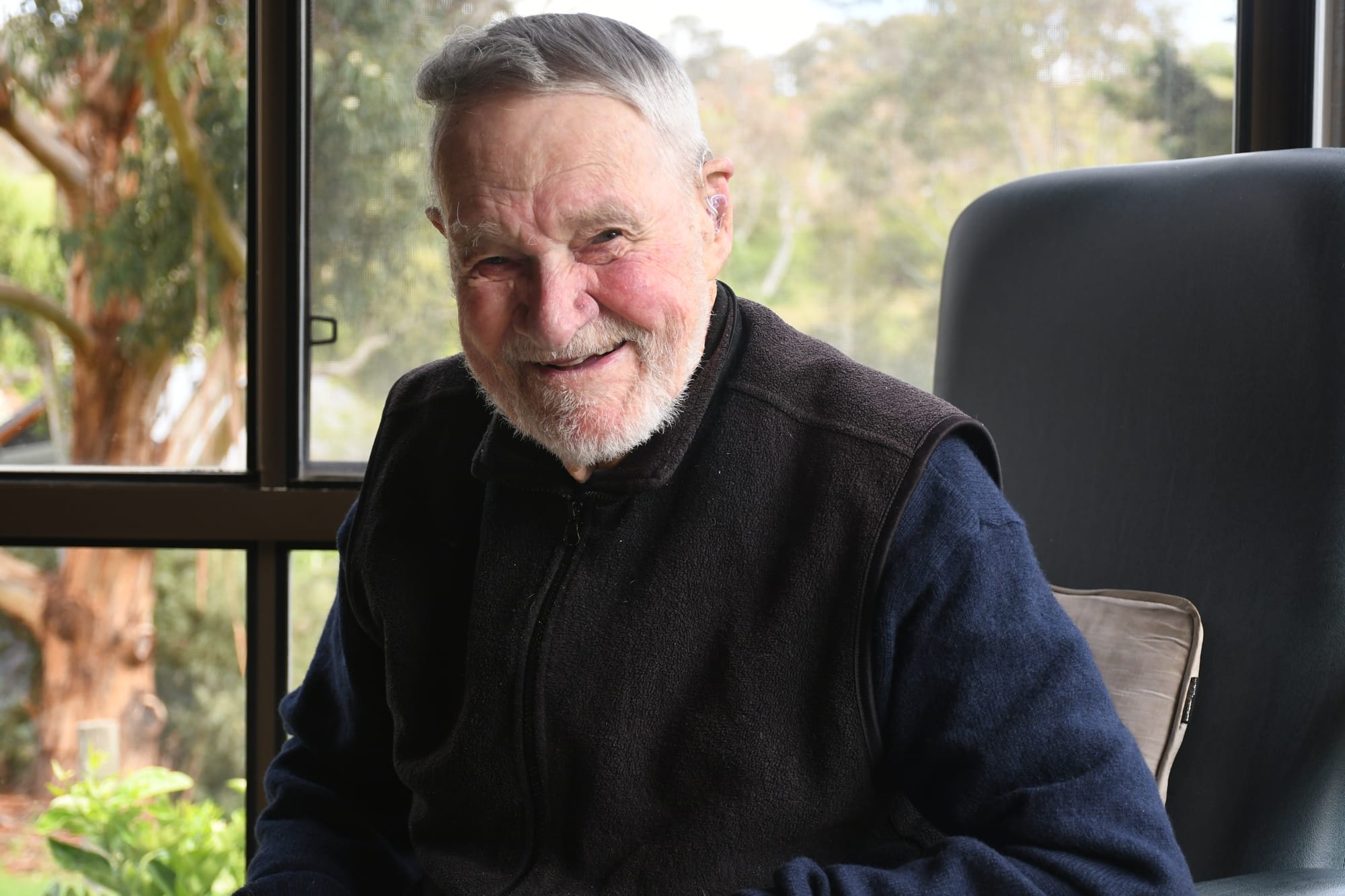 Ross celebrates 100 with gin and tonic