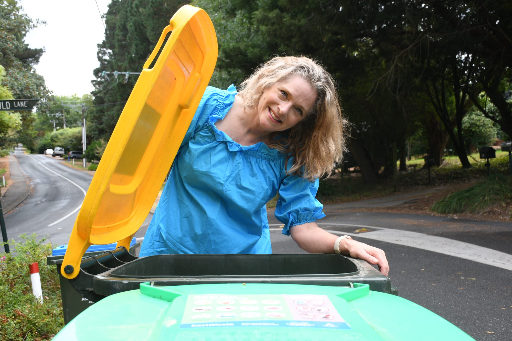 Councillor: stickers could improve waste habits