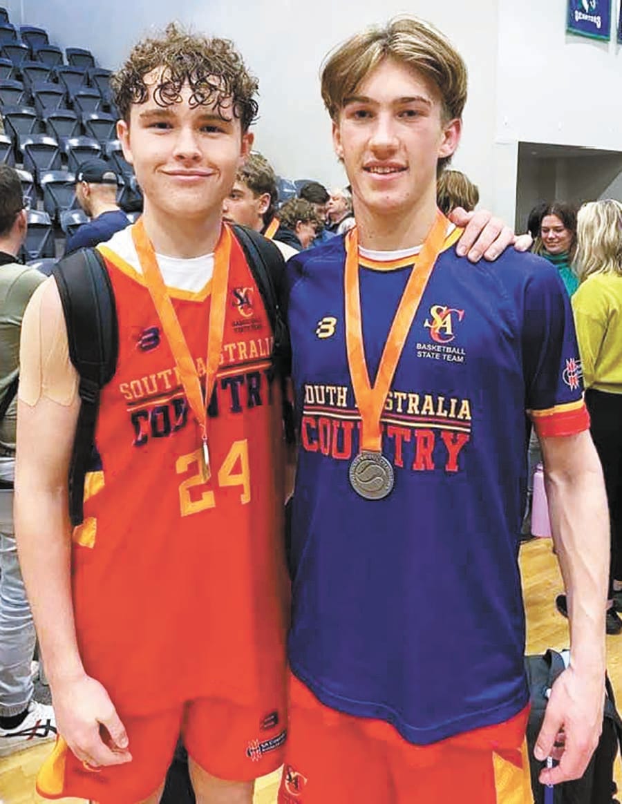 Mates suit up for State