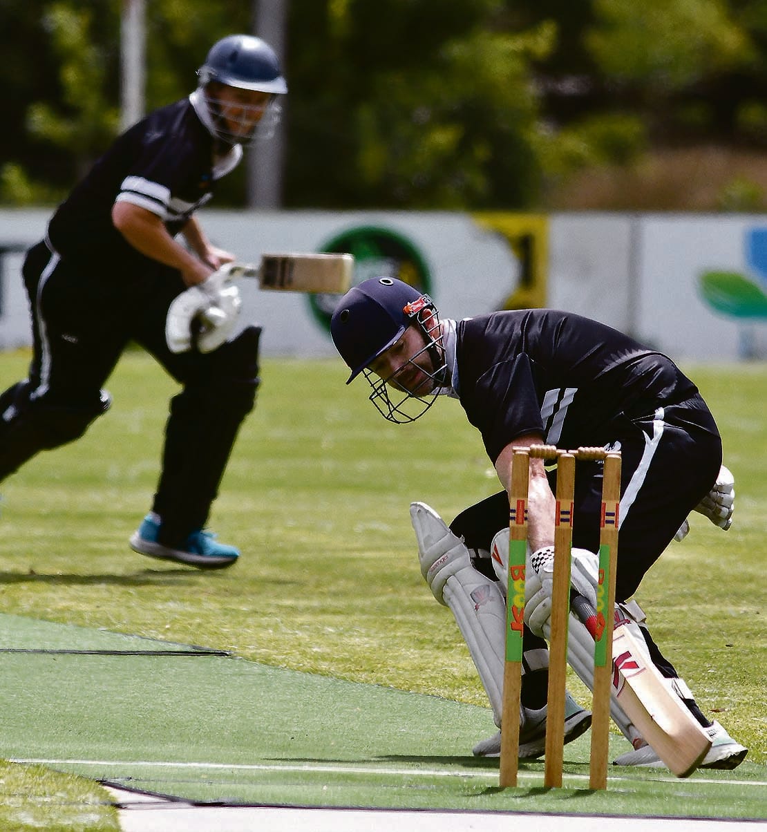 Pipers squeeze into finals